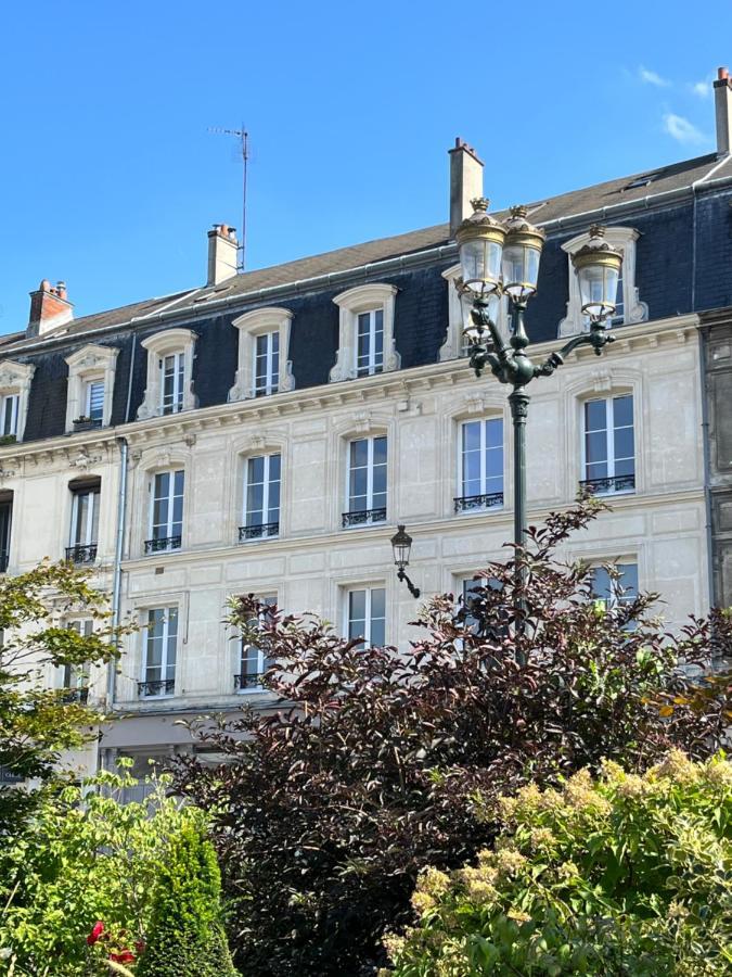 Appartement Exceptionnel En Ultra Centre Ville Compiègne Exterior foto